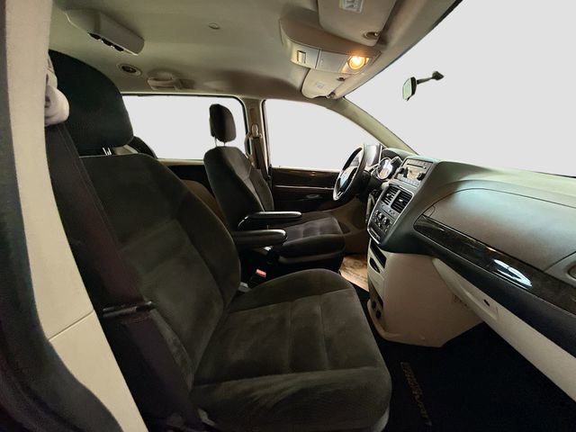 Used 2016 Dodge Grand Caravan SE w/ Quick Order Package 29E SE image 27