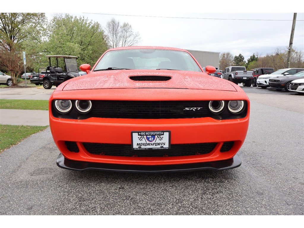 Used 2016 Dodge Challenger SRT Hellcat image 9