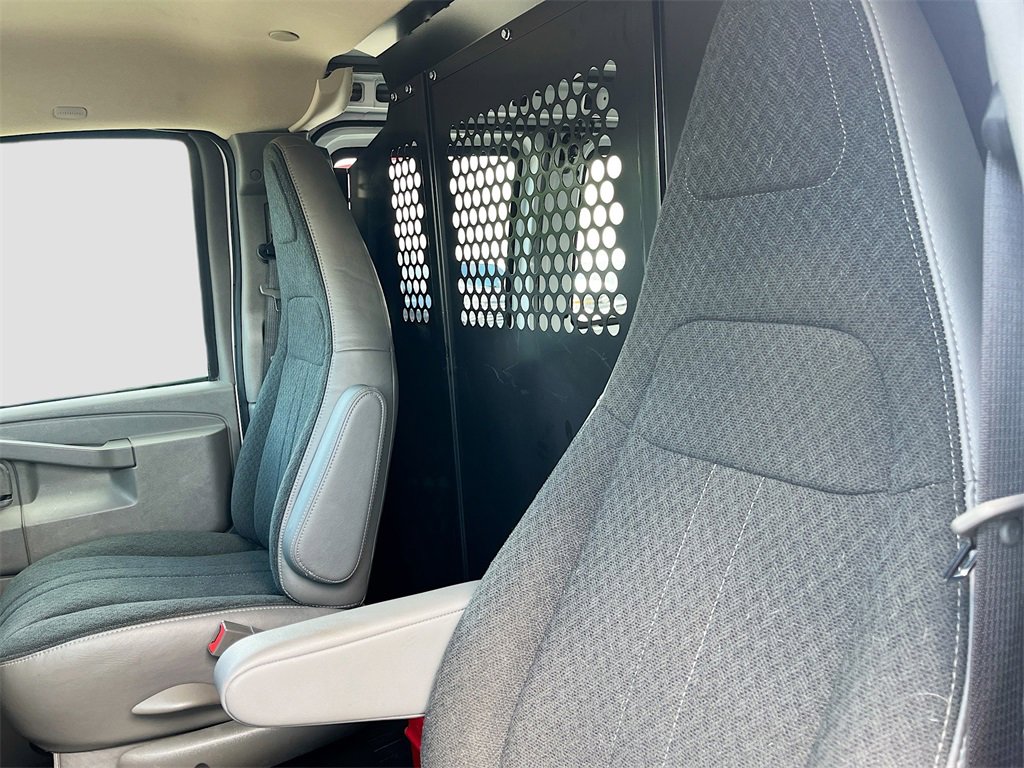 Used 2024 Chevrolet Express 2500 w/ Driver Convenience Package image 19