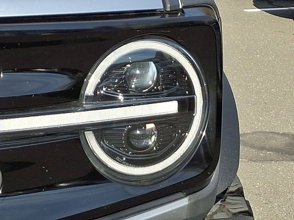 Used 2023 Ford Bronco Outer Banks image 9