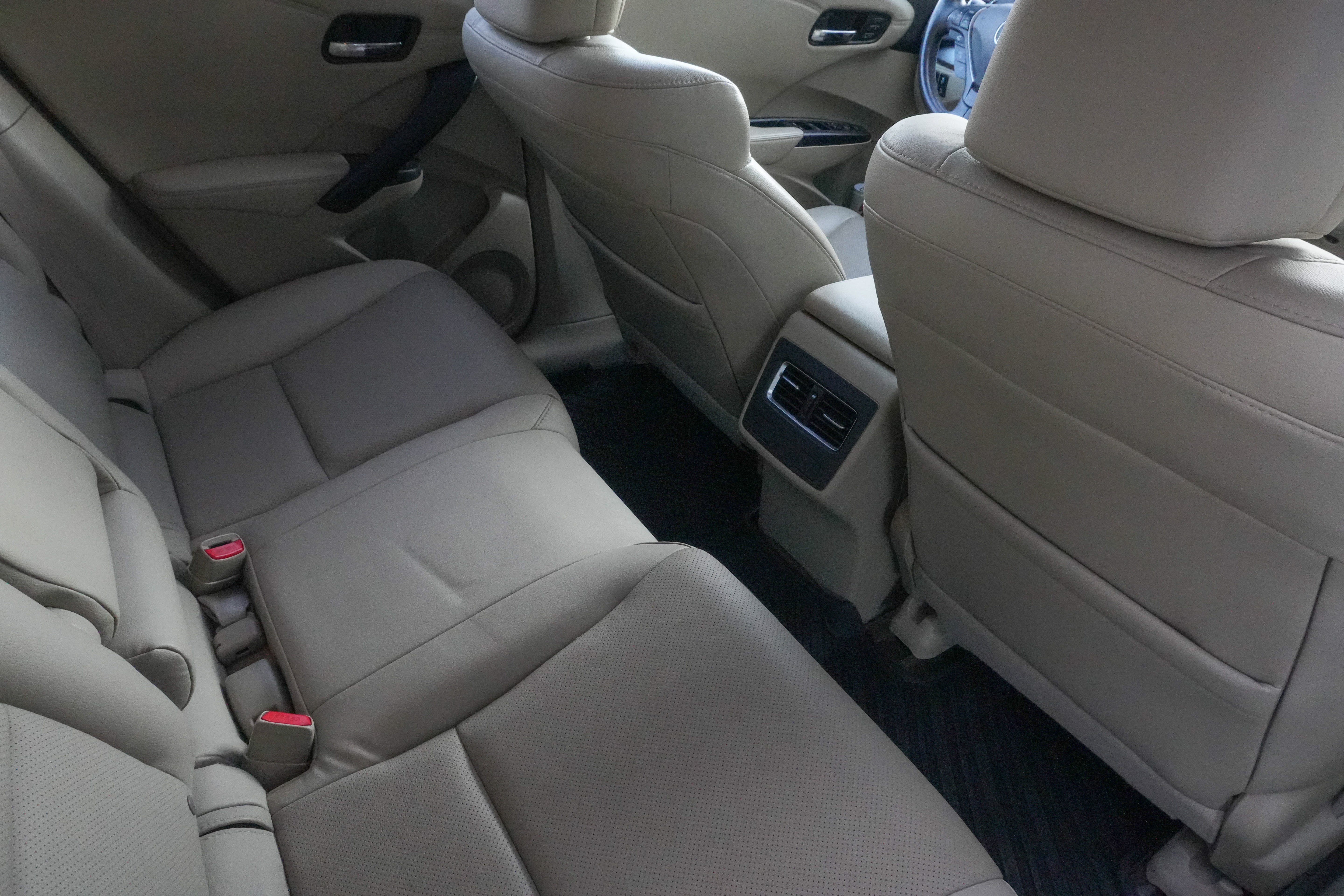 Used 2017 Acura RDX w/ Advance Package FWD image 35