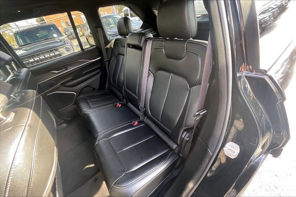 Used 2024 Jeep Grand Cherokee Limited 4xe AWD/4WD image 25