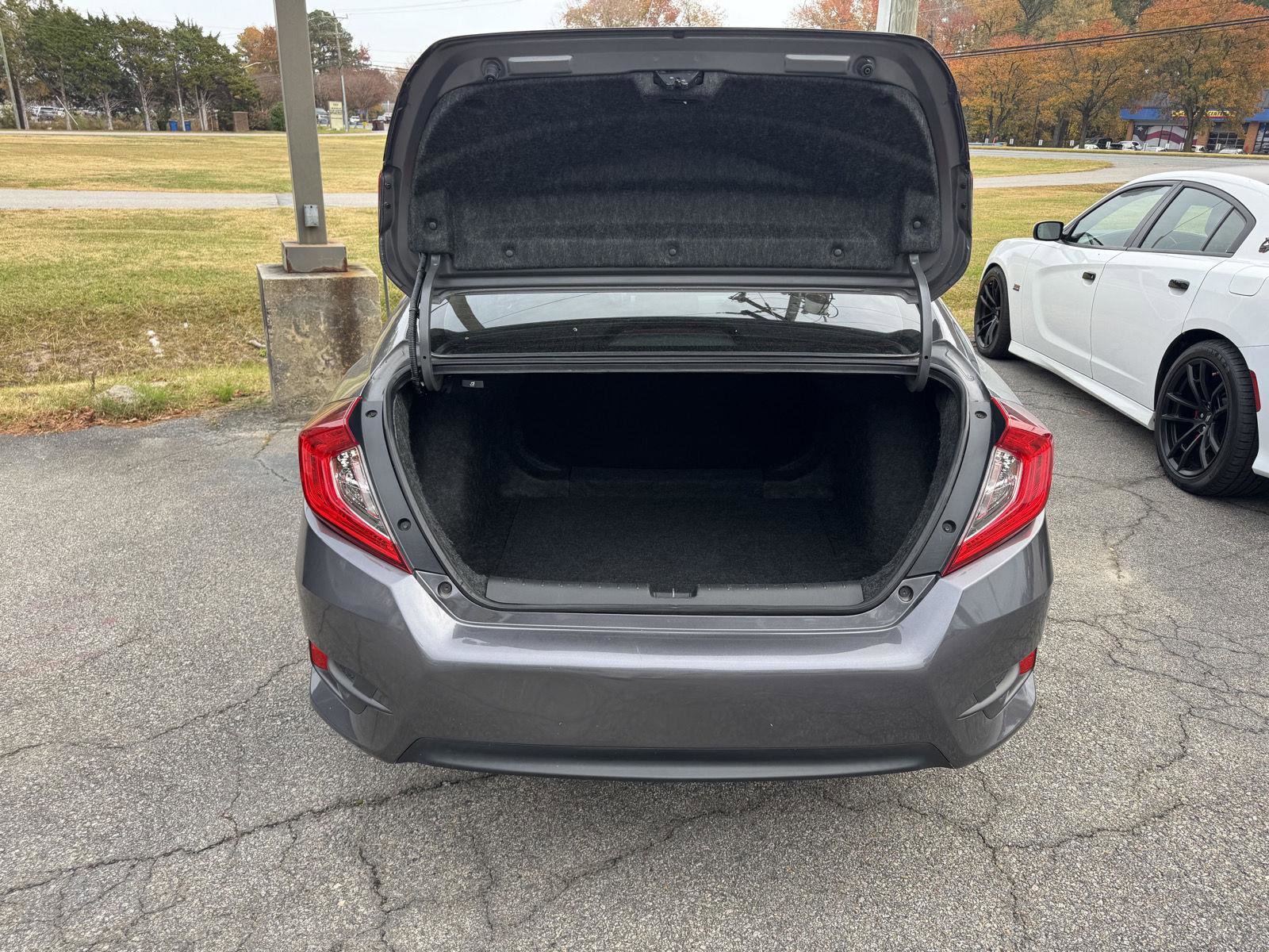 Used 2018 Honda Civic LX image 22