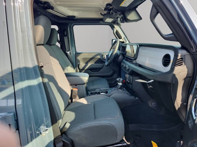 New 2025 Jeep Gladiator Sport image 20