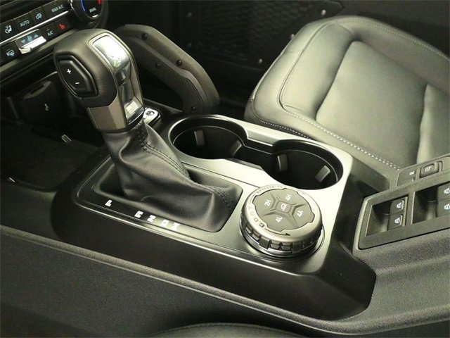 New 2025 Ford Bronco Badlands image 16