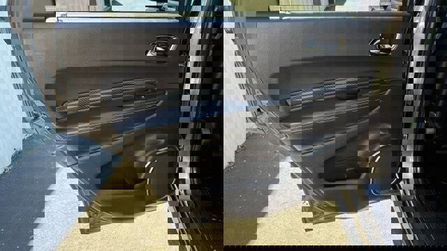 Used 2018 Dodge Durango SRT w/ SRT Interior Appearance Group image 35