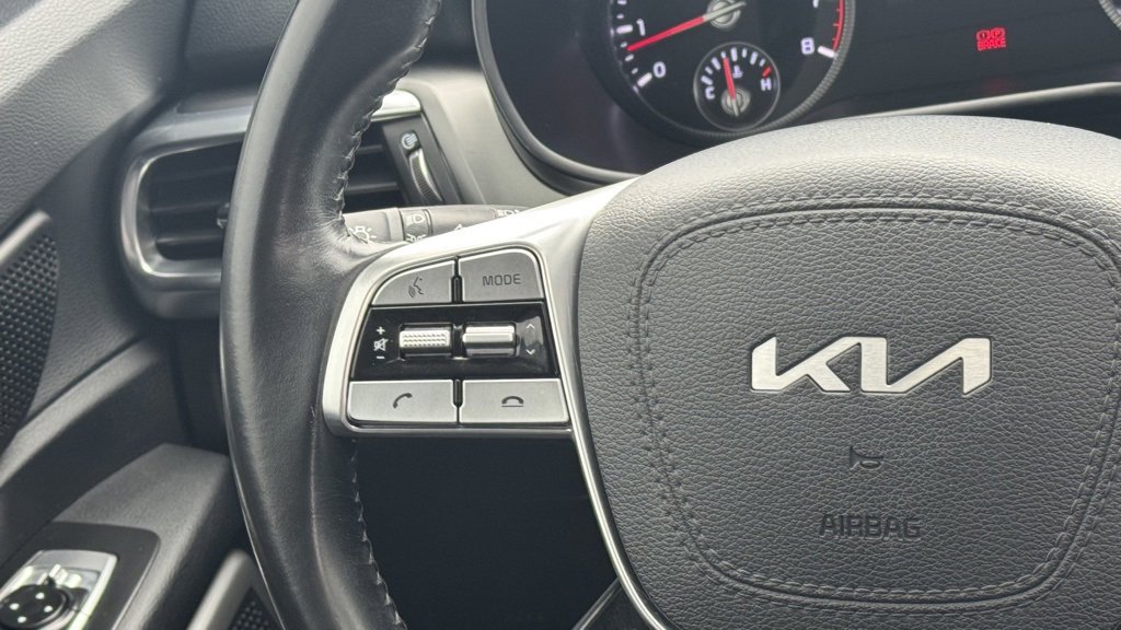 Used 2022 Kia Telluride S image 21