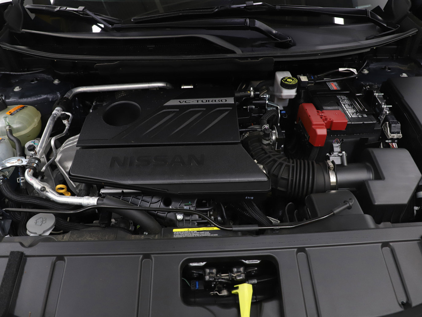 Used 2025 Nissan Rogue SV image 31