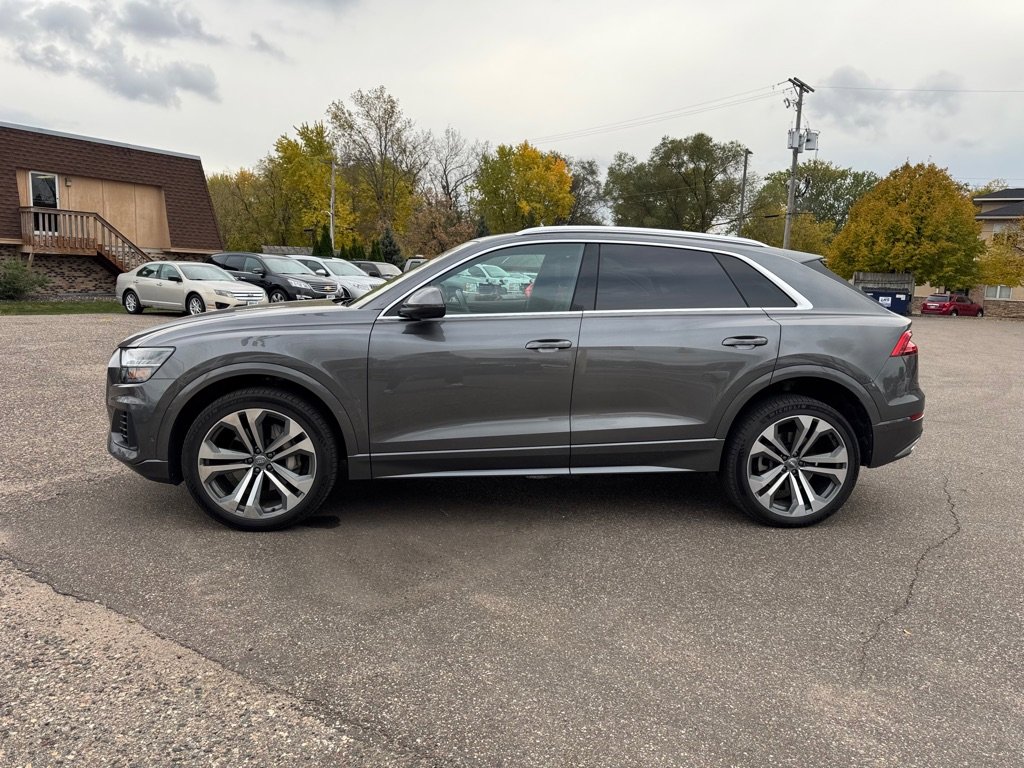 Used 2019 Audi Q8 Prestige image 9