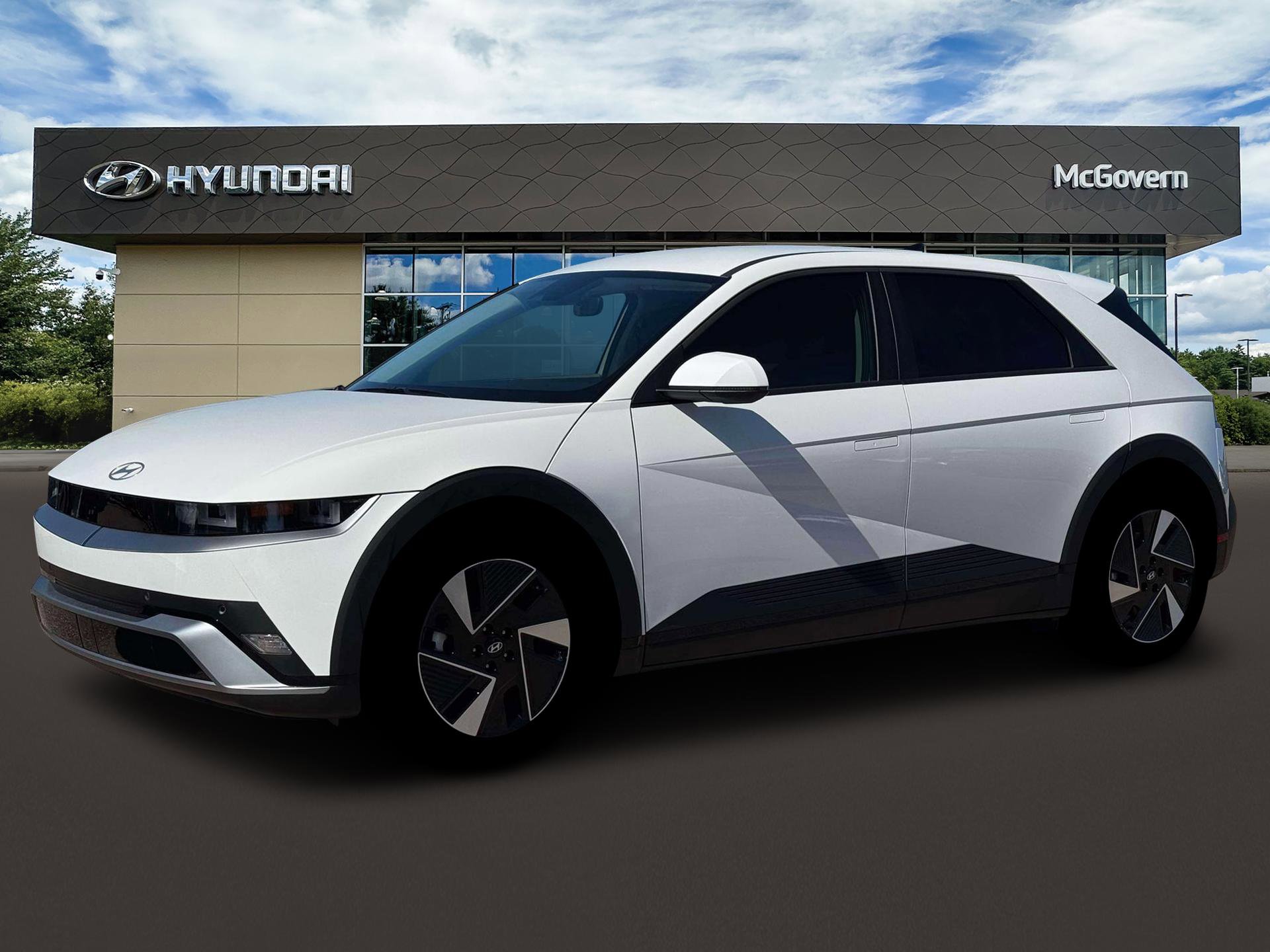 New 2026 Hyundai Ioniq 5 SE AWD/4WD image 2