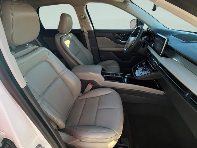 Used 2020 Lincoln Corsair FWD w/ Equipment Group 101A image 11