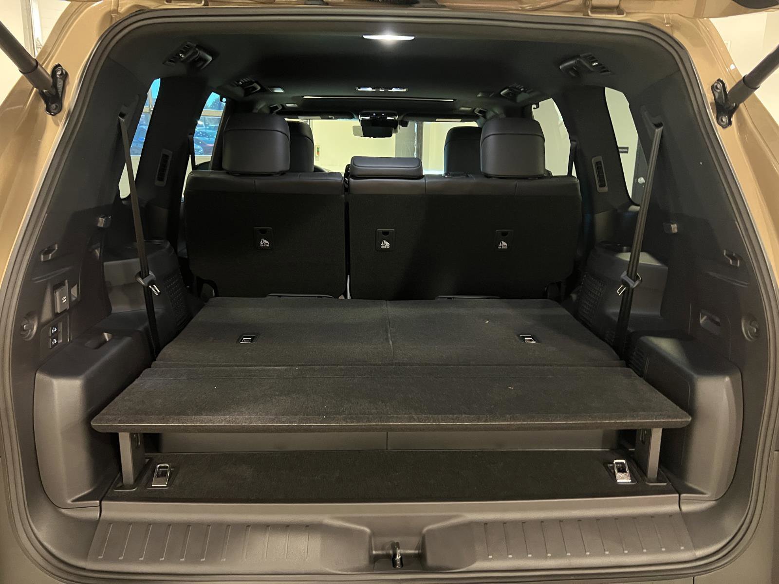 Used 2025 Lexus LX 700h Overtrail image 35