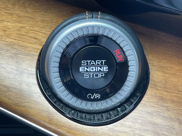 Used 2024 Jeep Grand Wagoneer L Series III image 21