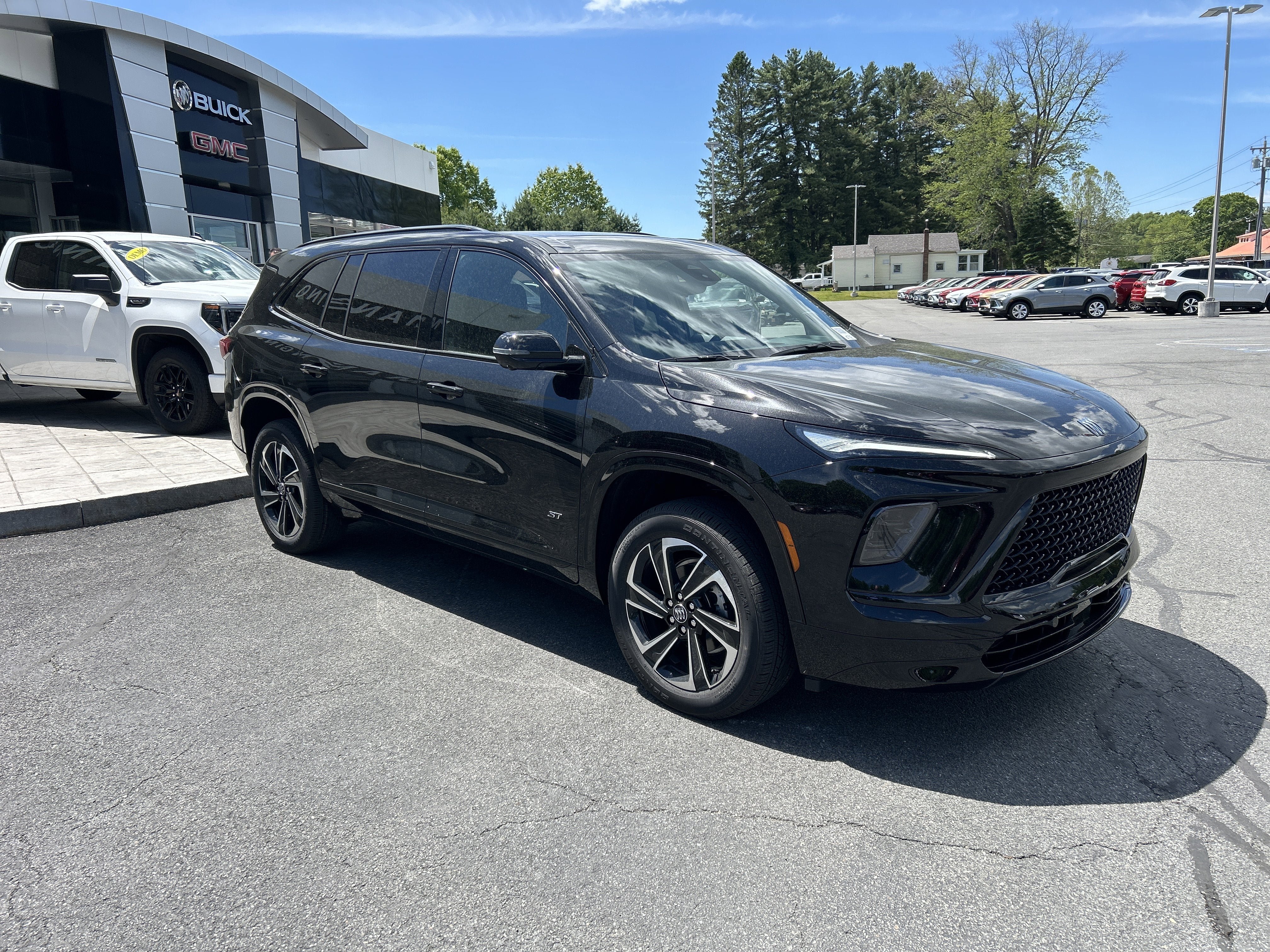 New 2026 Buick Enclave Sport Touring w/ Power Package AWD/4WD image 14