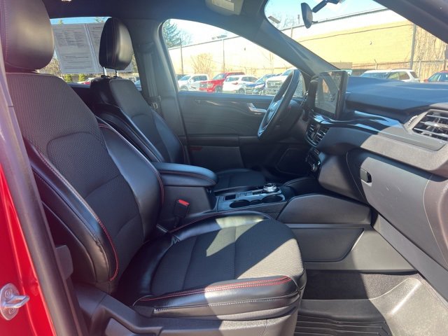 Used 2023 Ford Escape ST-Line w/ Tech Pack #1 image 11