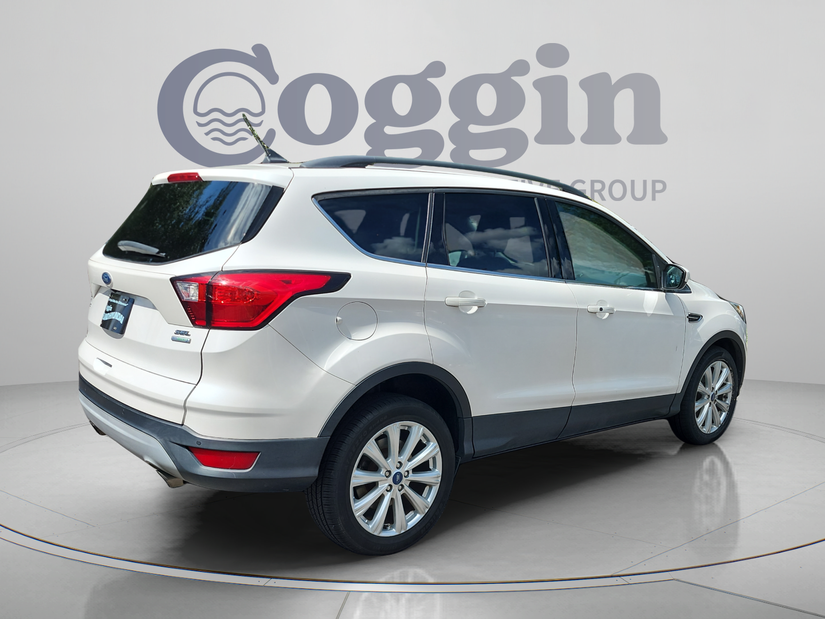 Used 2019 Ford Escape SEL FWD image 5