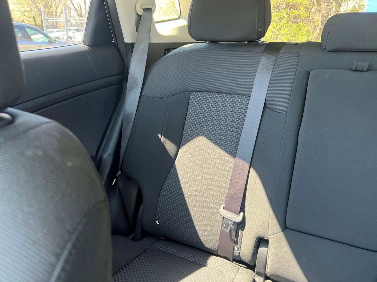 Used 2025 Kia Sportage LX image 38