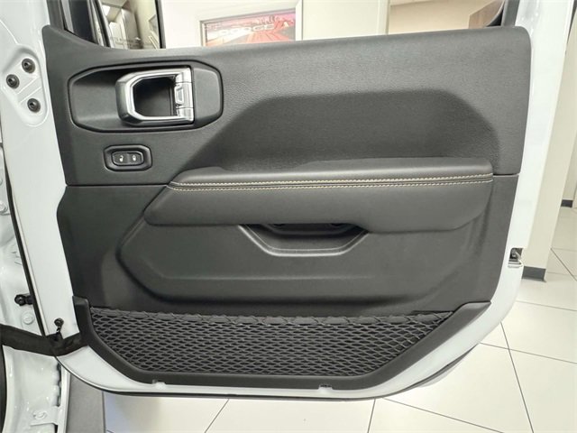 New 2025 Jeep Wrangler Rubicon 392 image 14