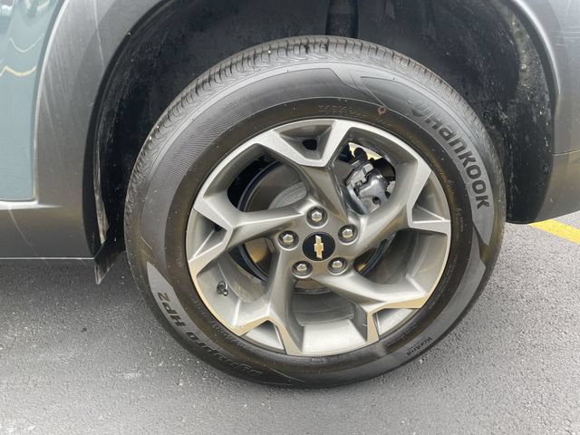 Used 2025 Chevrolet Trax LT FWD image 30