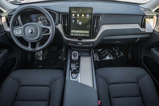 New 2026 Volvo XC60 B5 Plus w/ Climate Package image 21