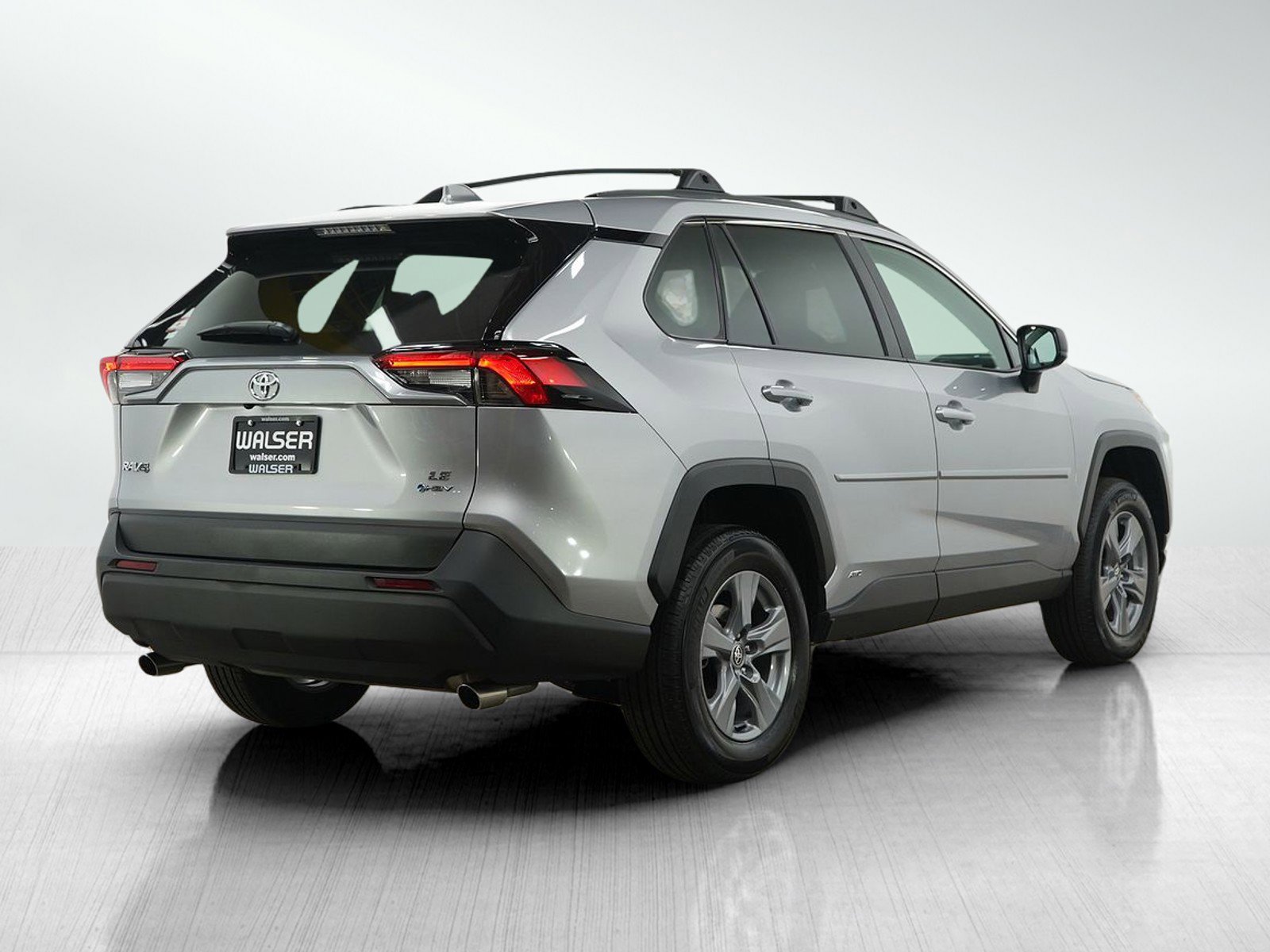 Used 2025 Toyota RAV4 LE image 7