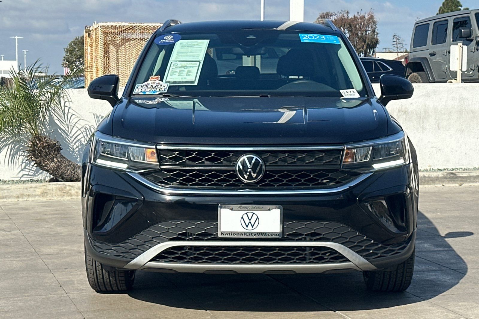 Certified 2023 Volkswagen Taos SE image 9