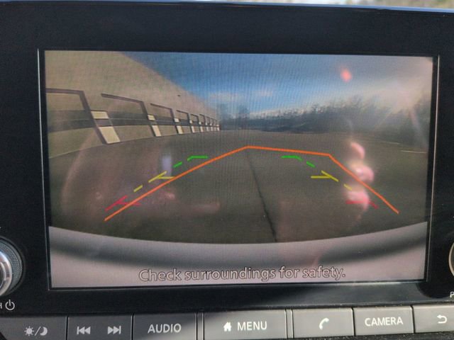 Used 2024 Nissan Pathfinder S image 14