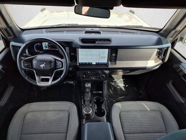 Used 2022 Ford Bronco Outer Banks AWD/4WD image 17