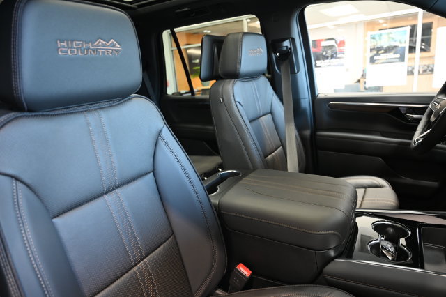 New 2026 Chevrolet Tahoe High Country AWD/4WD image 10