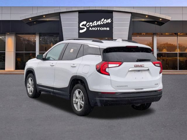 Used 2023 GMC Terrain SLE w/ Driver Convenience Package AWD/4WD image 3