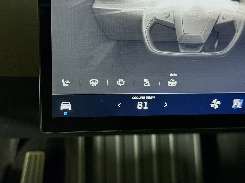 Used 2024 Tesla Cybertruck AWD Crew Cab image 8