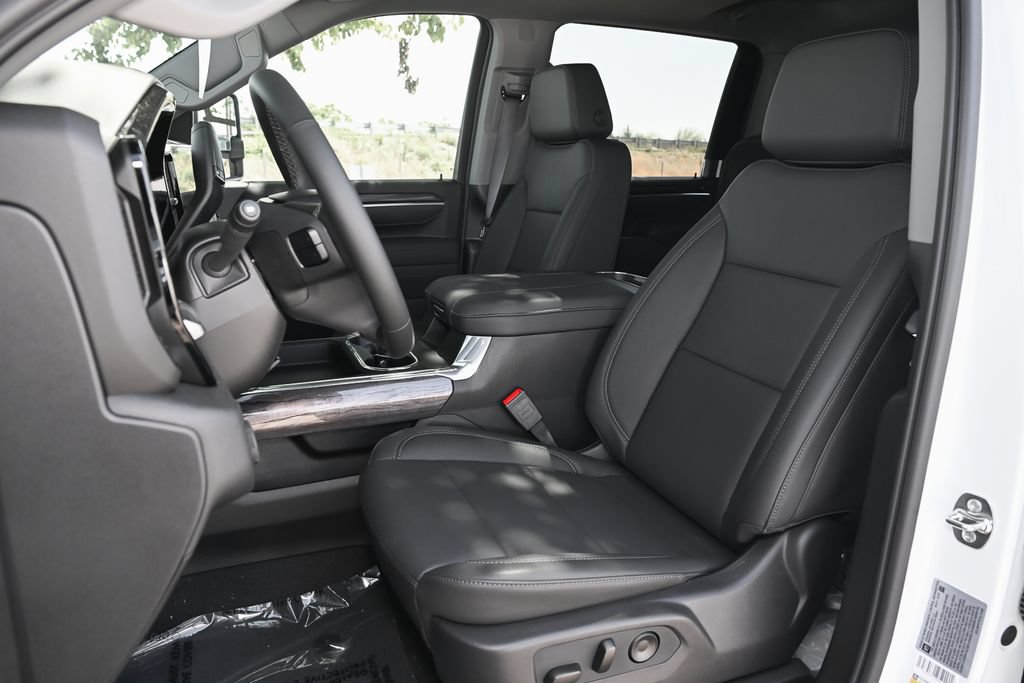 New 2026 Chevrolet Silverado 2500 LTZ w/ Z71 Chrome Sport Edition AWD/4WD image 18