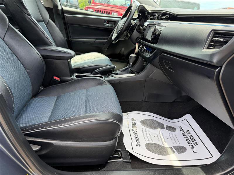 Used 2015 Toyota Corolla S FWD image 9