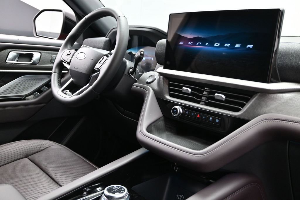 New 2026 Ford Explorer Platinum AWD/4WD image 14