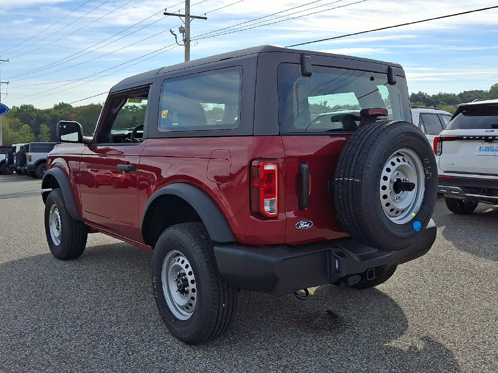 New 2026 Ford Bronco 2-Door AWD/4WD image 3