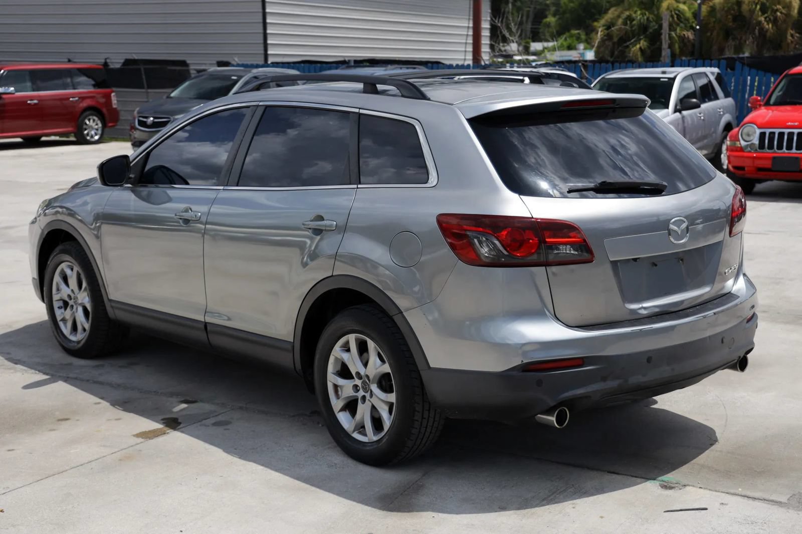 Used 2015 MAZDA CX-9 Touring w/ Touring Technology Package FWD image 4