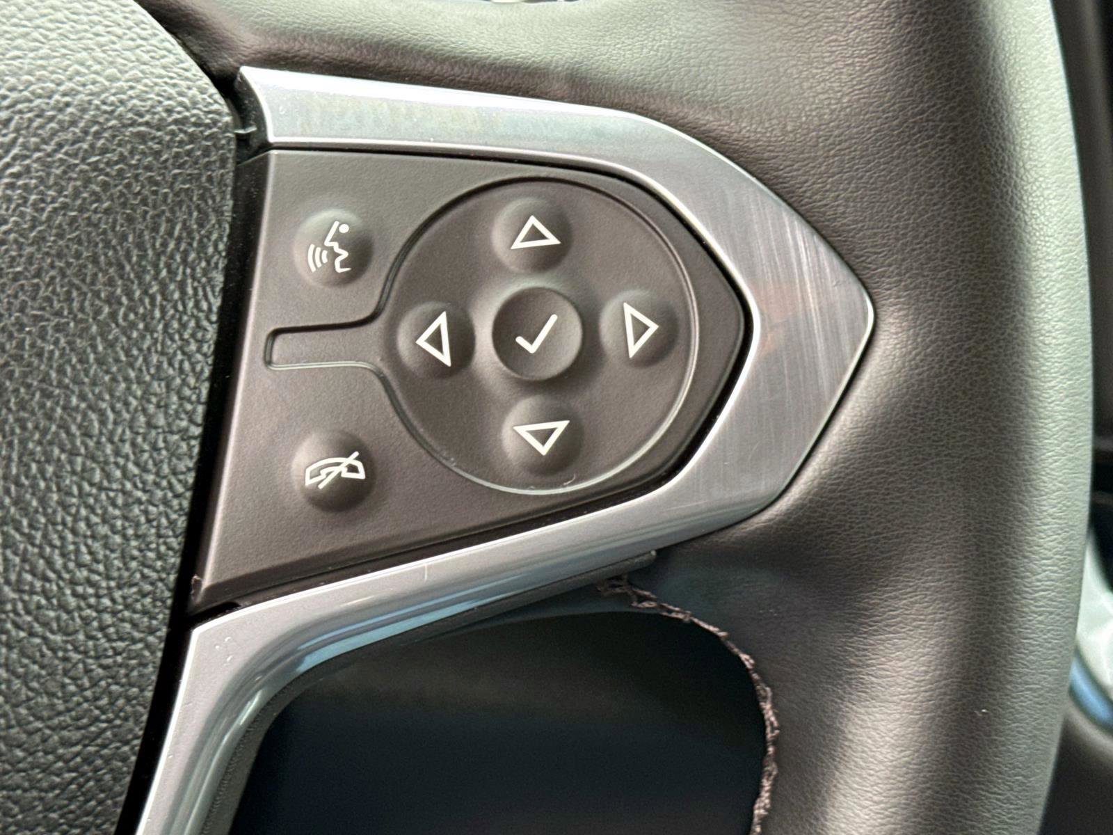 Certified 2023 Chevrolet Traverse LT image 23