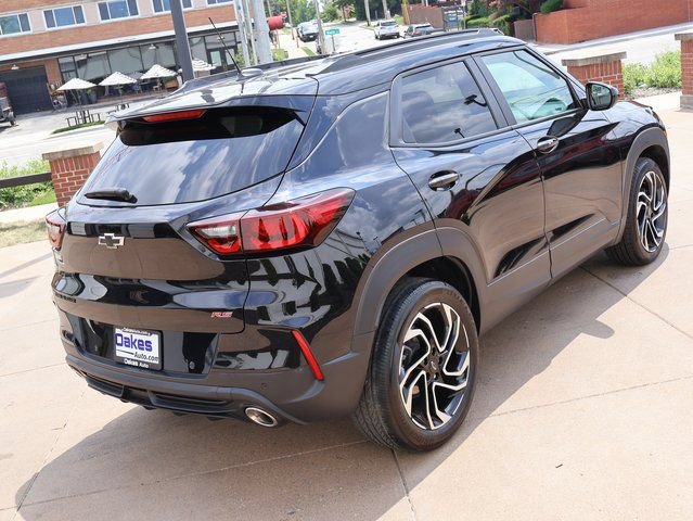Used 2024 Chevrolet TrailBlazer RS w/ Driver Confidence Package FWD image 7