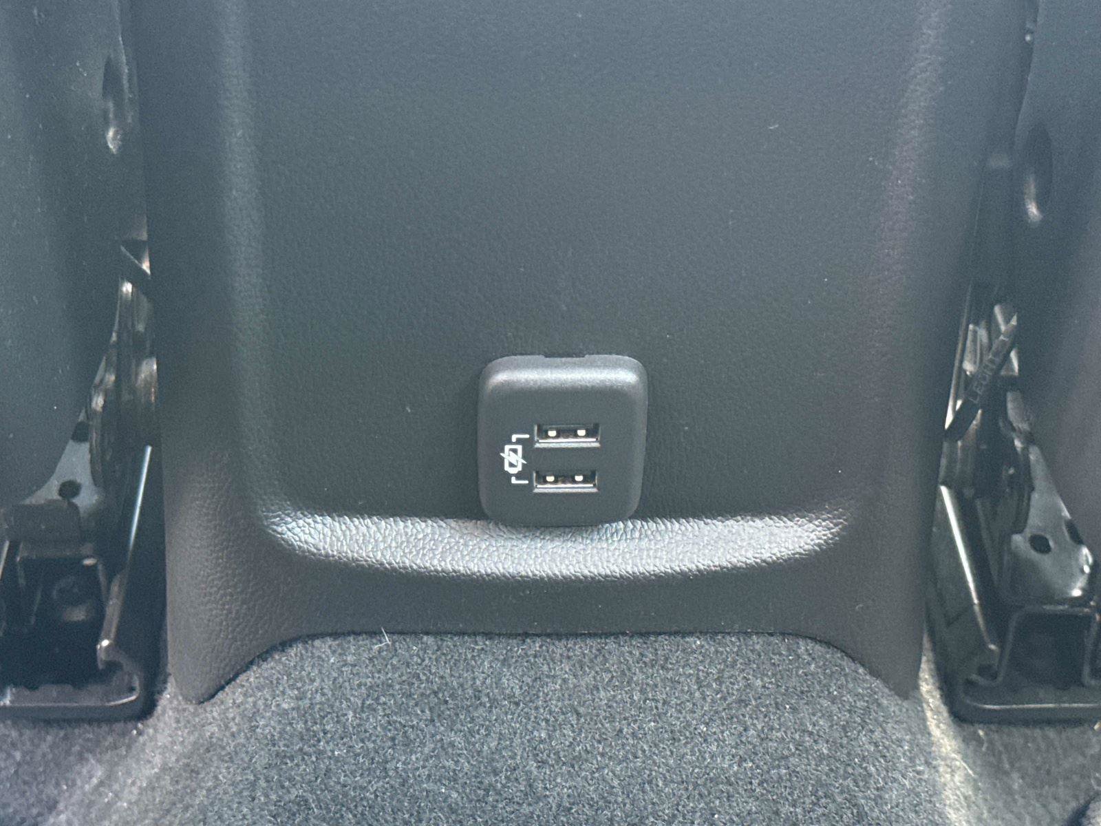 Used 2019 Chevrolet Cruze LT FWD image 15
