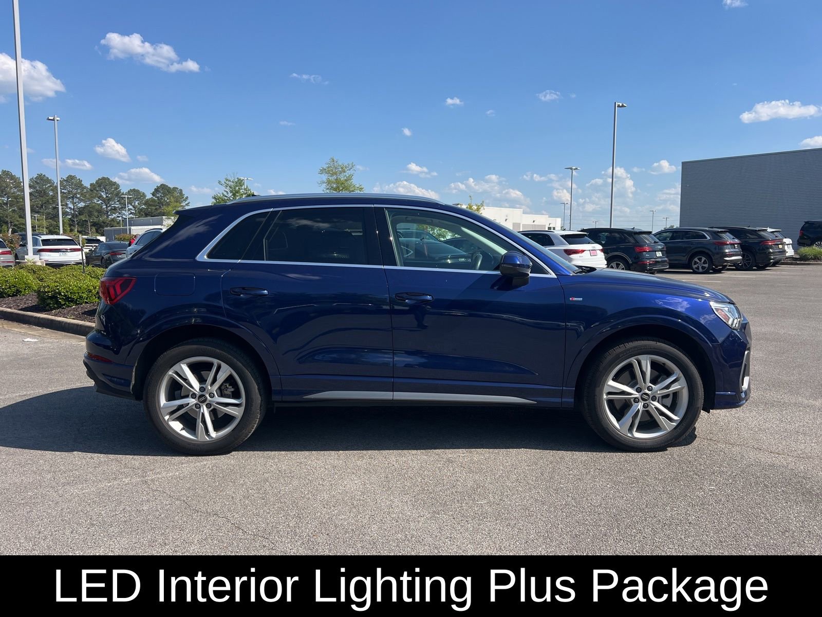 Used 2024 Audi Q3 2.0T Premium Plus image 4