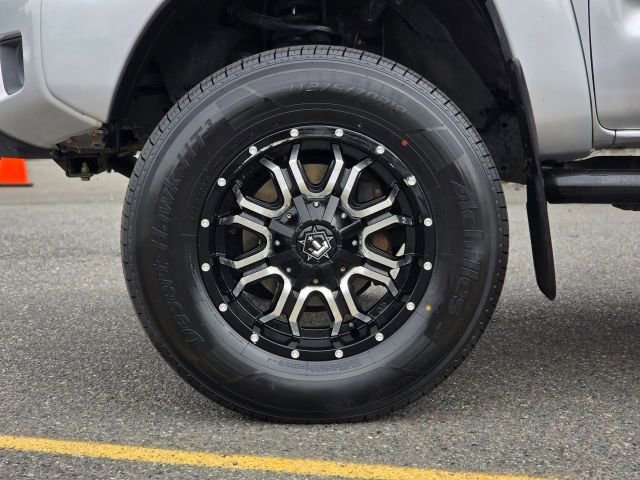 Used 2012 Toyota Tacoma 4x4 Double Cab image 37