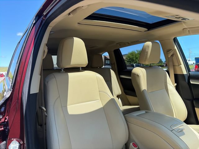 Used 2017 Toyota Highlander XLE AWD/4WD image 26