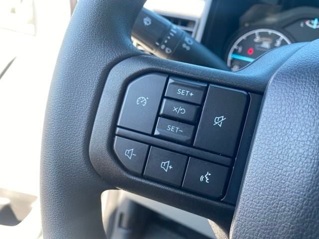 New 2024 Ford F350 XL w/ 360-Degree Camera Package RWD image 24