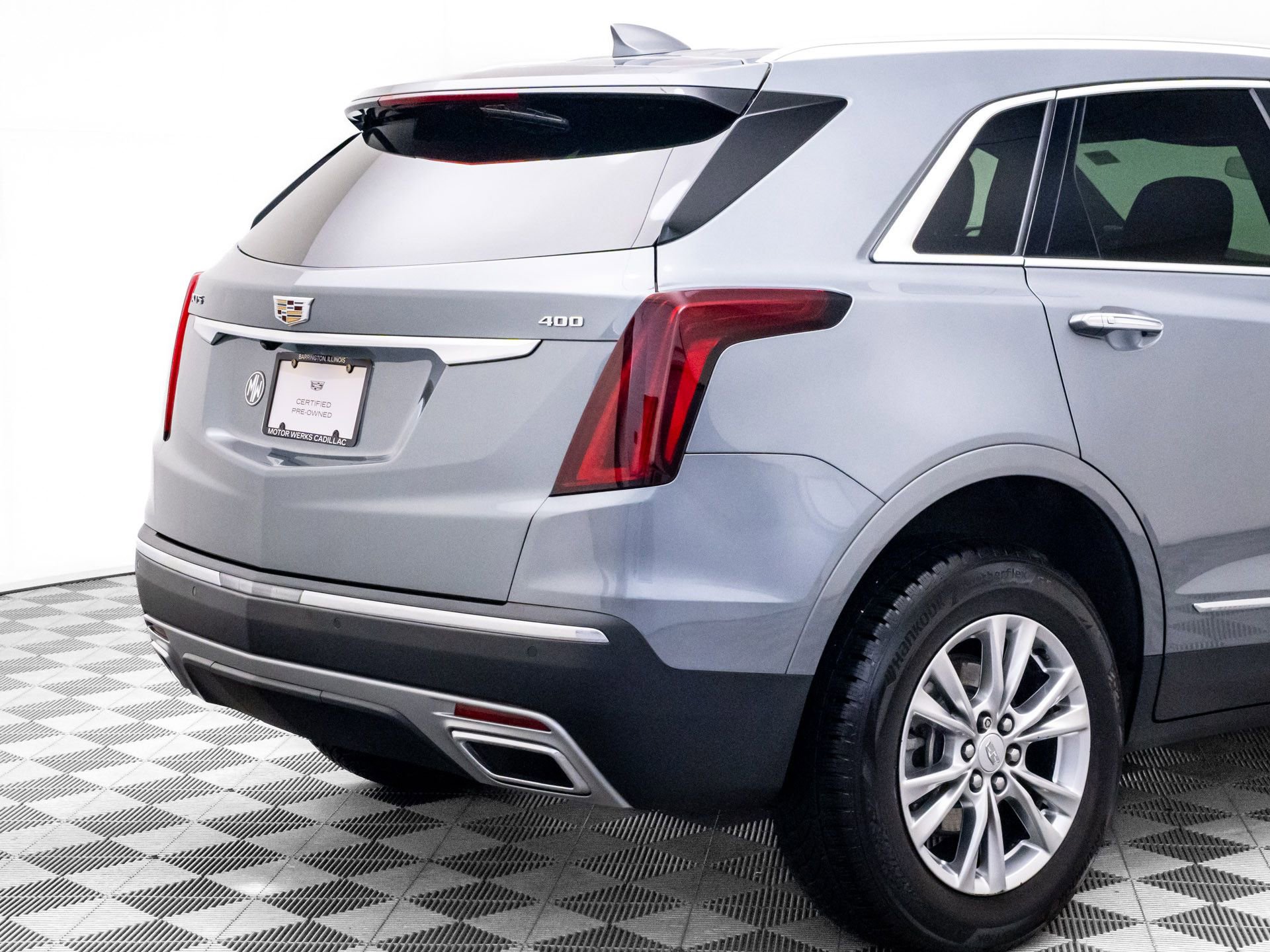 Used 2020 Cadillac XT5 Premium Luxury w/ LPO, Floor Liner Package FWD image 42