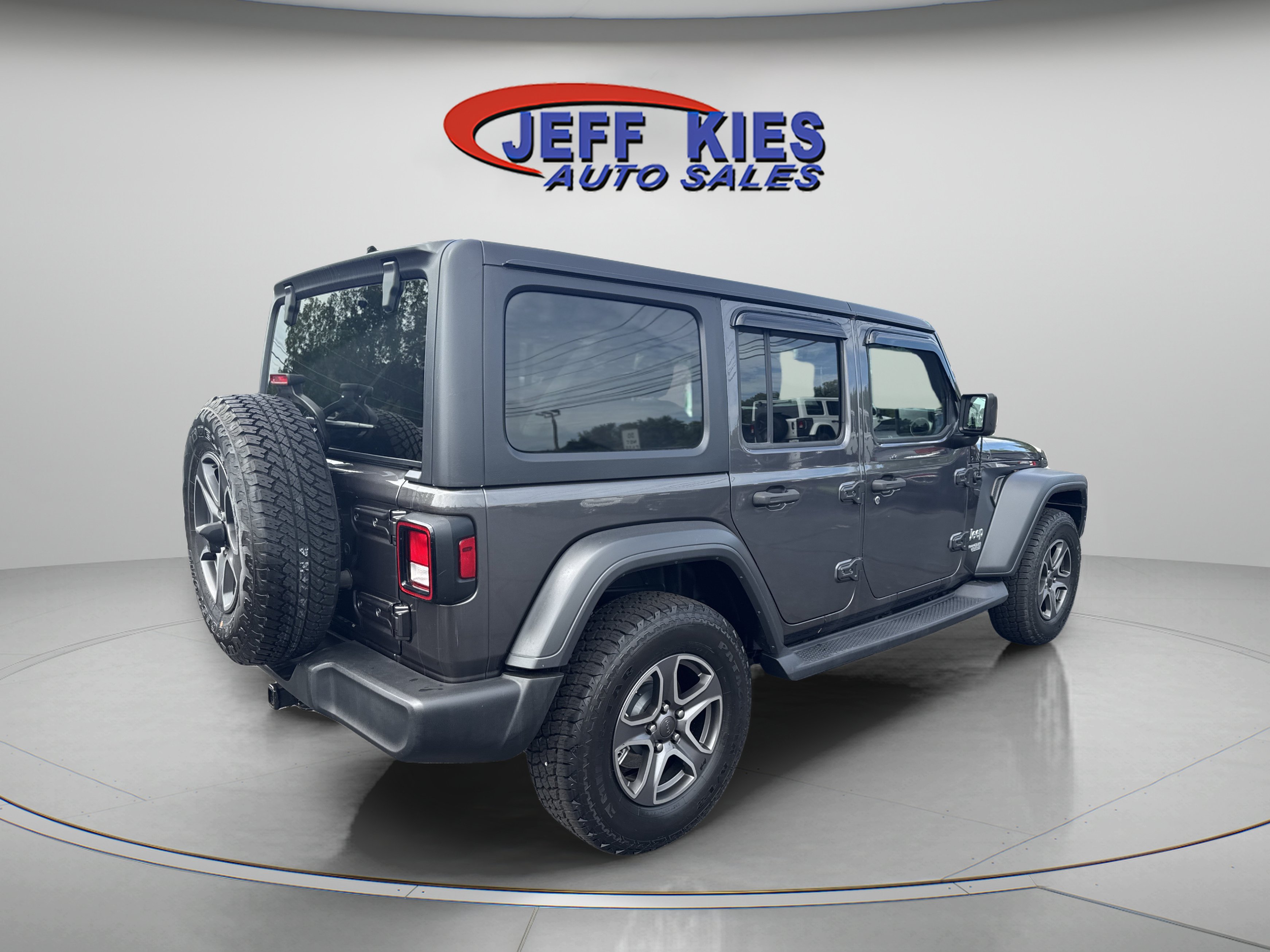 Used 2018 Jeep Wrangler Unlimited Sport S AWD/4WD image 5