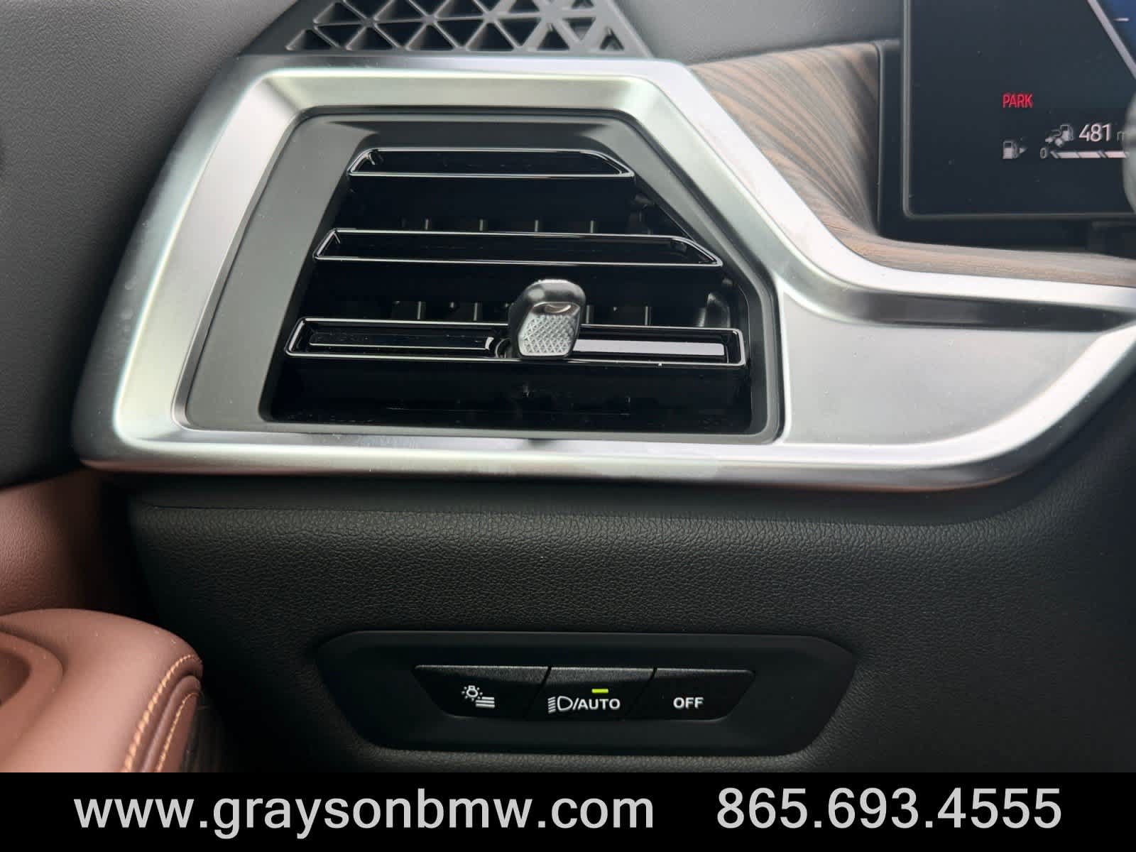 Used 2026 BMW X5 xDrive50e w/ M Sport Package AWD/4WD image 24