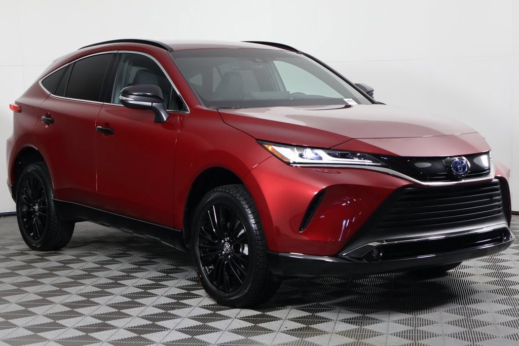 Used 2023 Toyota Venza Nightshade AWD/4WD image 3