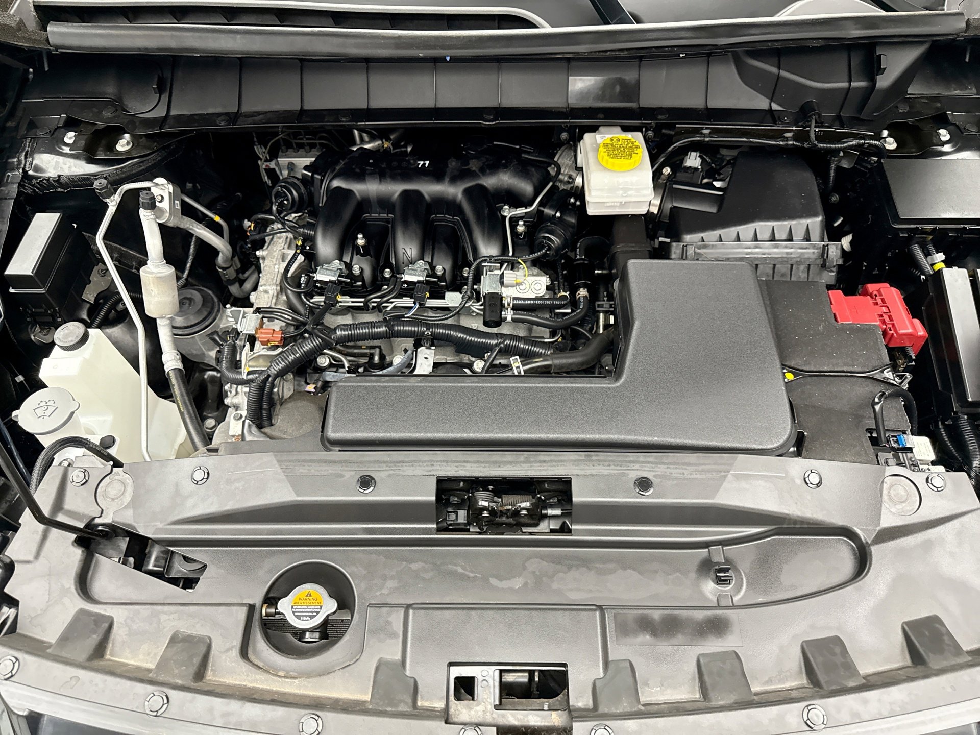 Used 2024 Nissan Pathfinder S image 25