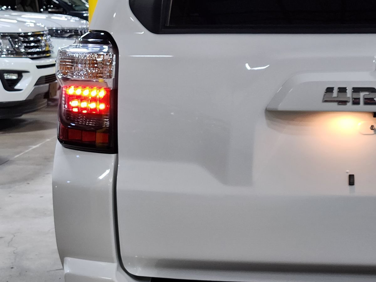 Used 2023 Toyota 4Runner SR5 AWD/4WD image 20