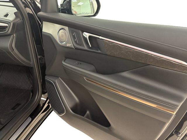Used 2025 Buick Enclave Avenir w/ Super Cruise Package AWD/4WD image 15